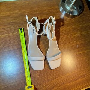 Women’s size 13 heels abound tan/nude block heel strap square toe 2.5” heel new